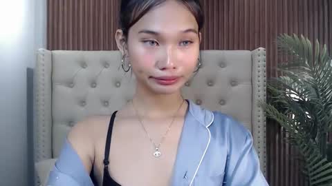 yoursluttyashxx online show from 09/23/25, 11:24