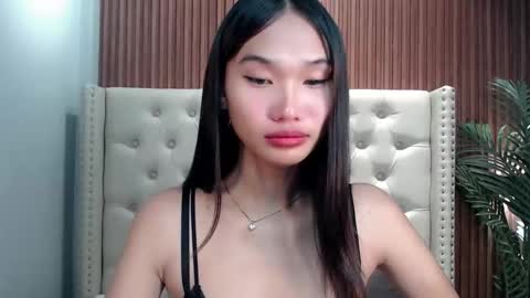 yoursluttyashxx online show from 12/03/25, 05:33