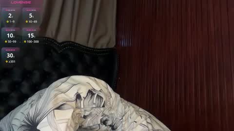 Snow Galvez online show from 11/06/25, 05:52