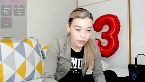 Snapshot of yoursoul_mila chatting on 03/11/25, 11:01 yoursoul_mila online show from 03/11/25, 11:01