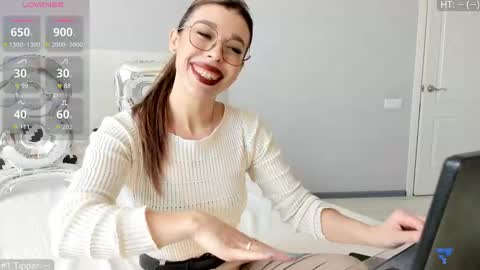 yoursoul_mila online show from 03/01/26, 10:39