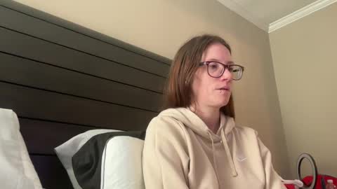 yourstrulylivy online show from 12/11/24, 03:47