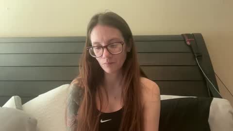yourstrulylivy online show from 01/18/25, 05:26