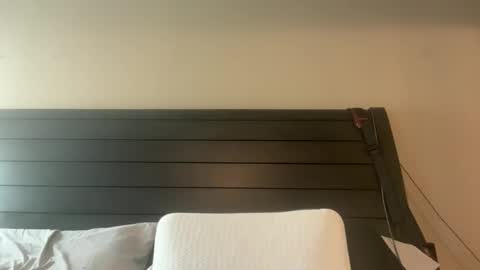 yourstrulylivy online show from 02/04/25, 04:39