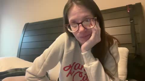 yourstrulylivy online show from 02/18/25, 01:44