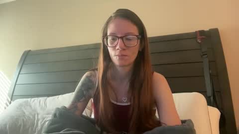 yourstrulylivy online show from 02/19/25, 04:33