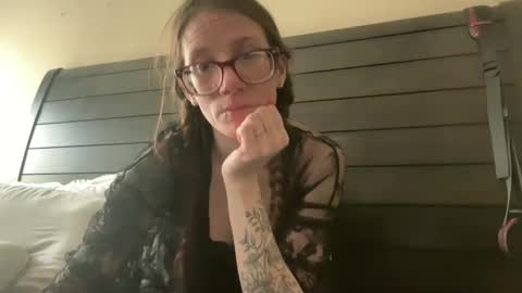 yourstrulylivy online show from 02/20/25, 05:40