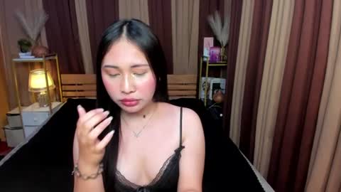 Snapshot of yoursubmissivegirl_zoe chatting on 06/25/26, 05:12 submissive and slave girl online show from 06/25/26, 05:12