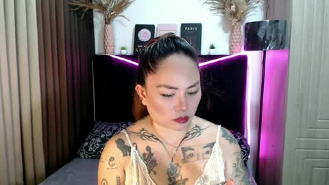 Snapshot of yoursweet_amara chatting on 06/17/26, 01:19 AMARA online show from 06/17/26, 01:19