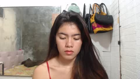Snapshot of yoursweet_asian20 chatting on 01/16/25, 10:44 Maddie online show from 01/16/25, 10:44