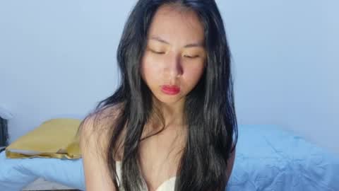 Kiwi online show from 05/19/26, 03:40