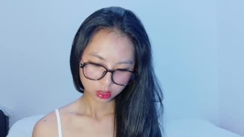 Kiwi online show from 06/10/26, 02:45