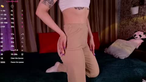 Bella online show from 07/11/26, 03:20