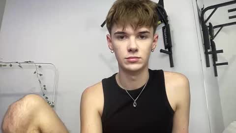 Snapshot of yoursweetyguy chatting on 11/07/25, 03:34 yoursweetyguy online show from 11/07/25, 03:34