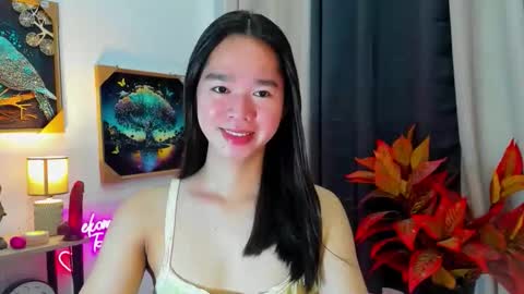 Snapshot of yourtinybunny chatting on 01/11/26, 11:15 yourtinybunny online show from 01/11/26, 11:15