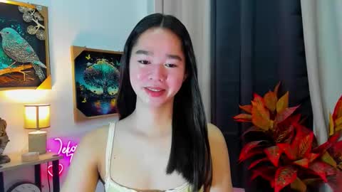 Snapshot of yourtinybunny chatting on 01/17/26, 04:39 yourtinybunny online show from 01/17/26, 04:39