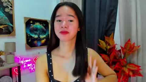 Snapshot of yourtinybunny chatting on 02/15/26, 10:36 yourtinybunny online show from 02/15/26, 10:36