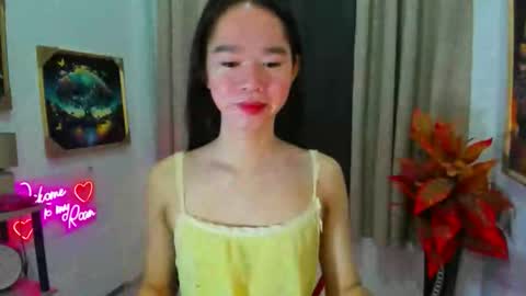 Snapshot of yourtinybunny chatting on 03/05/26, 10:11 yourtinybunny online show from 03/05/26, 10:11
