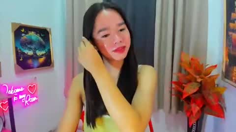 Snapshot of yourtinybunny chatting on 03/11/26, 10:21 yourtinybunny online show from 03/11/26, 10:21