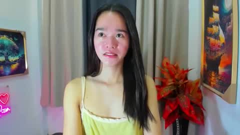 Snapshot of yourtinybunny chatting on 03/17/26, 11:02 yourtinybunny online show from 03/17/26, 11:02