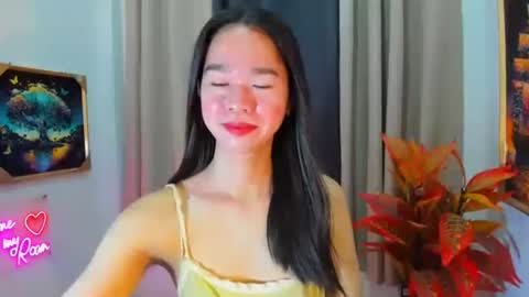 Snapshot of yourtinybunny chatting on 03/25/26, 10:54 yourtinybunny online show from 03/25/26, 10:54