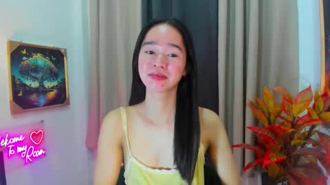 Snapshot of yourtinybunny chatting on 03/26/26, 10:10 yourtinybunny online show from 03/26/26, 10:10