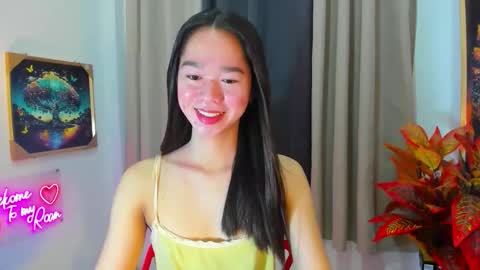 Snapshot of yourtinybunny chatting on 03/29/26, 10:59 yourtinybunny online show from 03/29/26, 10:59