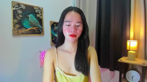 Snapshot of yourtinybunny chatting on 04/18/26, 10:30 yourtinybunny online show from 04/18/26, 10:30