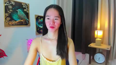 Snapshot of yourtinybunny chatting on 04/23/26, 10:36 yourtinybunny online show from 04/23/26, 10:36