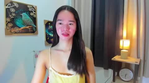 Snapshot of yourtinybunny chatting on 04/25/26, 12:41 yourtinybunny online show from 04/25/26, 12:41