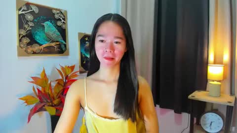 Snapshot of yourtinybunny chatting on 05/08/26, 11:26 yourtinybunny online show from 05/08/26, 11:26
