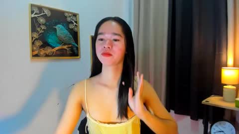 Snapshot of yourtinybunny chatting on 05/25/26, 10:21 yourtinybunny online show from 05/25/26, 10:21