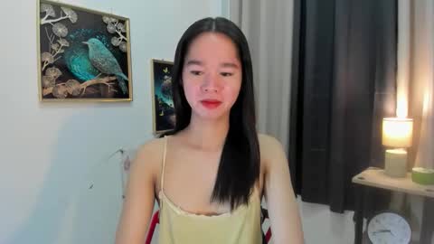 Snapshot of yourtinybunny chatting on 06/05/26, 10:43 yourtinybunny online show from 06/05/26, 10:43
