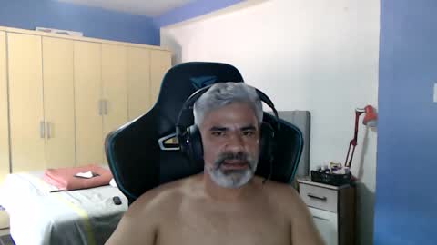 yourtoytoyoumaster3 online show from 11/28/25, 02:42