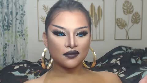 Snapshot of yourtrannyqueenxxx chatting on 07/28/26, 10:53 Anastacia Grey online show from 07/28/26, 10:53