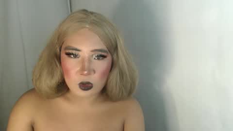 Snapshot of yourtransjeen chatting on 02/25/25, 07:03 Jeen online show from 02/25/25, 07:03