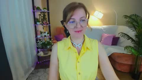 Snapshot of youruniverser chatting on 09/18/25, 04:36 Alice online show from 09/18/25, 04:36