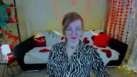 Snapshot of youruniverser chatting on 02/21/26, 04:57 Alice online show from 02/21/26, 04:57