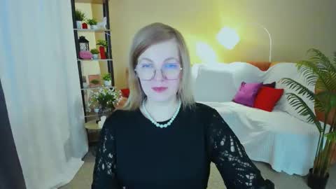 Snapshot of youruniverser chatting on 03/02/26, 01:40 Alice online show from 03/02/26, 01:40
