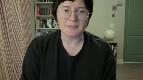 Rose Noire online show from 05/20/26, 10:27