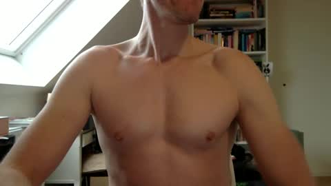 Snapshot of youvegotthis chatting on 01/04/25, 09:00 youvegotthis online show from 01/04/25, 09:00