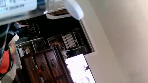 Snapshot of youwanttof chatting on 01/27/25, 09:23 youwanttof online show from 01/27/25, 09:23