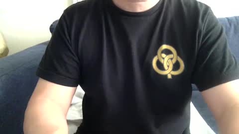 yque online show from 01/06/25, 08:18