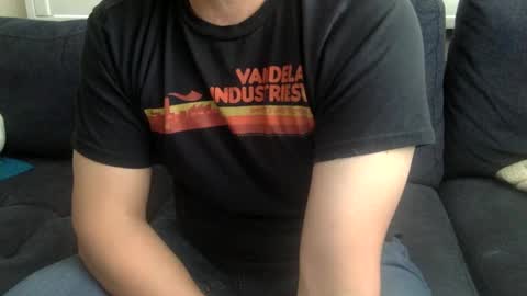 yque online show from 02/28/25, 09:23