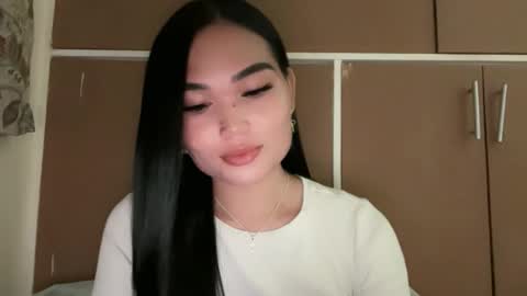 Snapshot of yrdrmgrl_jennie26 chatting on 12/04/25, 06:16 yrdrmgrl_jennie26 online show from 12/04/25, 06:16