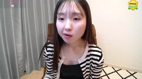 Snapshot of yui_x chatting on 02/27/25, 12:23 yui_x online show from 02/27/25, 12:23