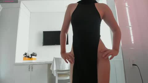 Yuki online show from 05/09/26, 07:35
