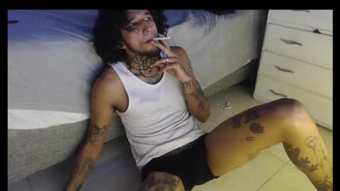 yuki_mil online show from 11/08/25, 06:07