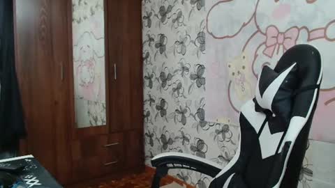 Snapshot of yukiityan chatting on 08/03/26, 12:10 YukiiTyan online show from 08/03/26, 12:10