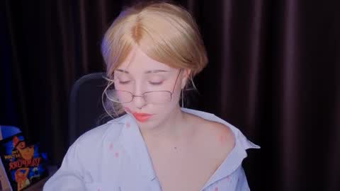 Misa online show from 10/22/25, 05:13